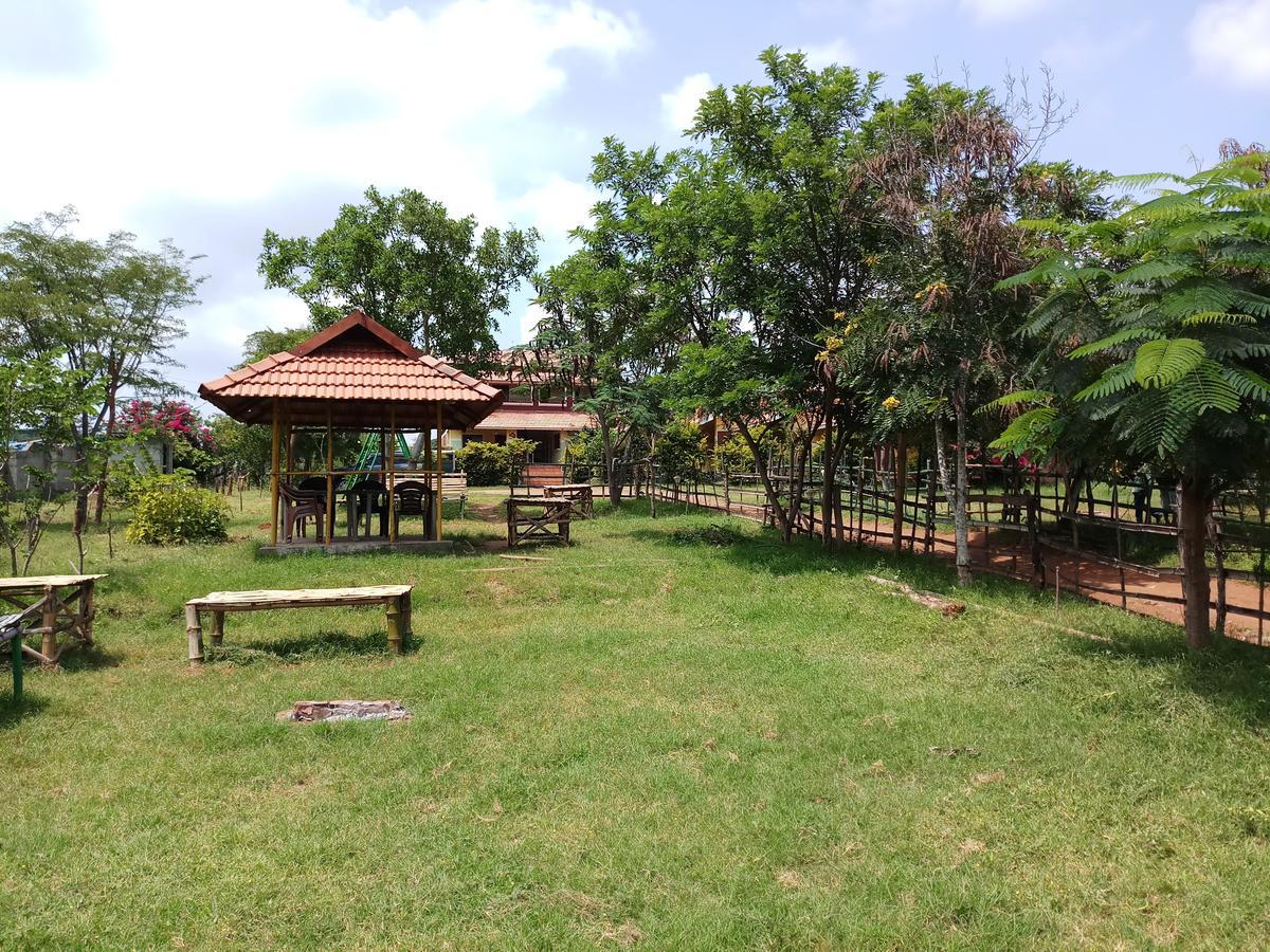 Mist Valley Hotel Masinagudi Luaran gambar