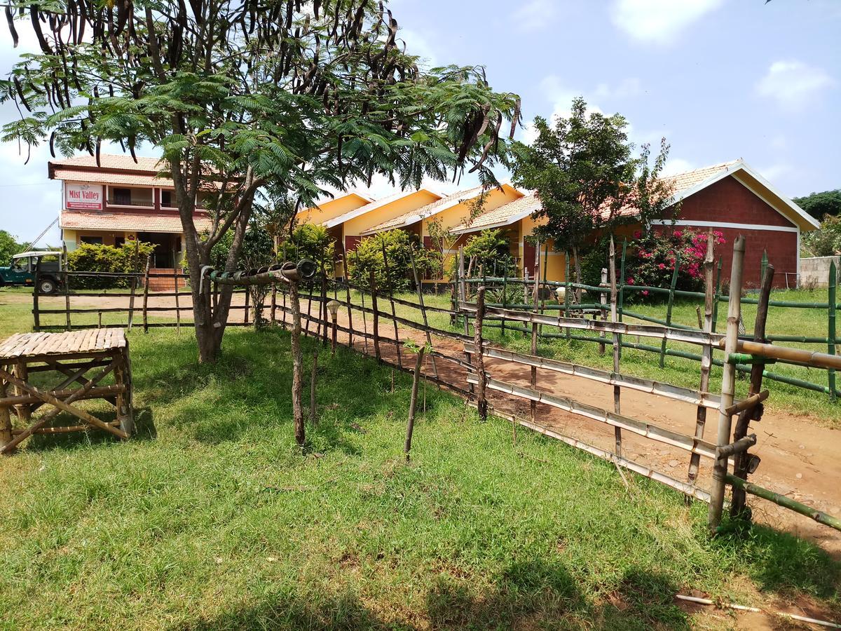 Mist Valley Hotel Masinagudi Luaran gambar